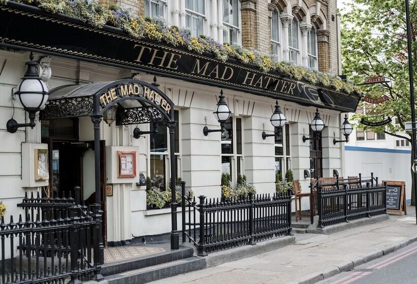 Отель The Mad Hatter