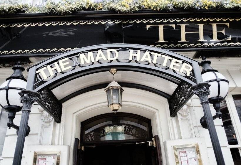 هتل The Mad Hatter