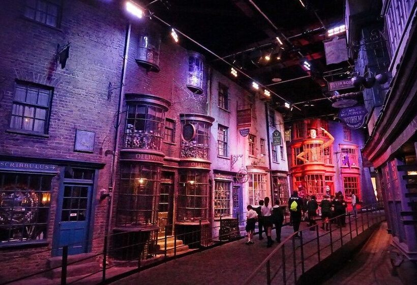 Отель The Pinewood