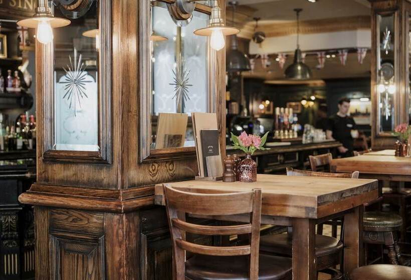 호텔 The Sanctuary House