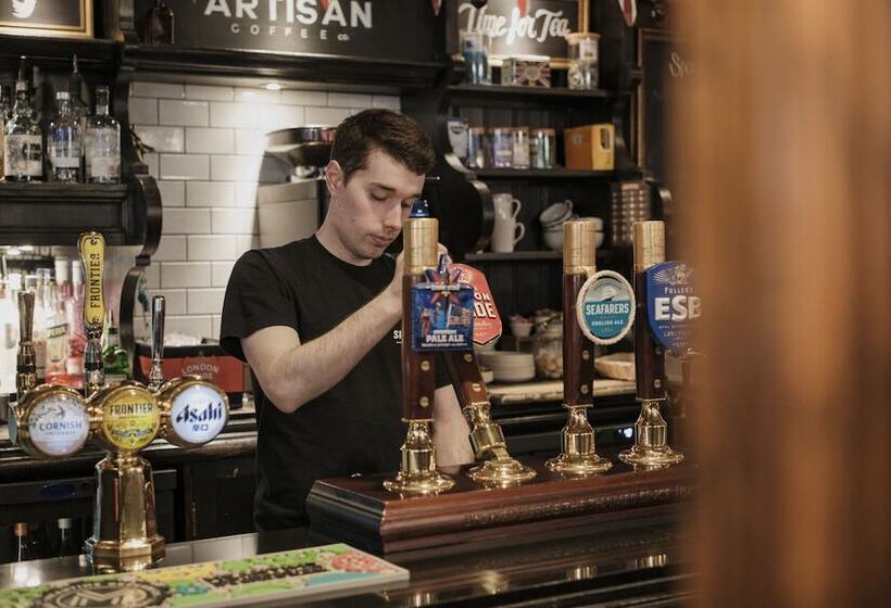 호텔 The Sanctuary House