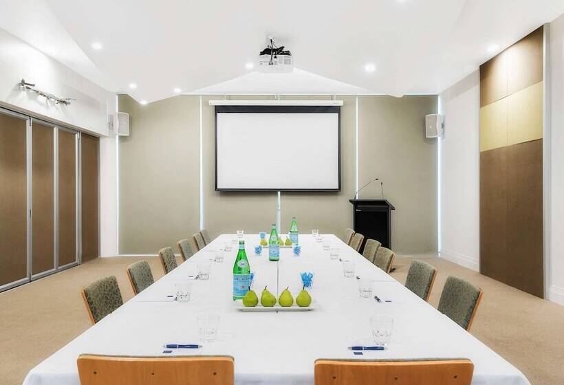 هتل The Sebel Maroochydore