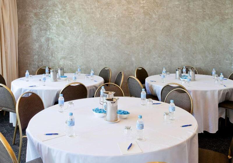 فندق The Sebel Sydney Chatswood