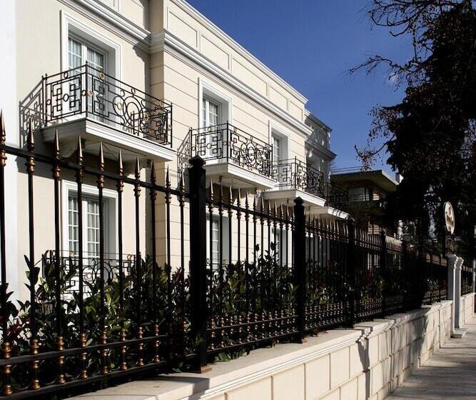 בית מלון כפרי Theoxenia House