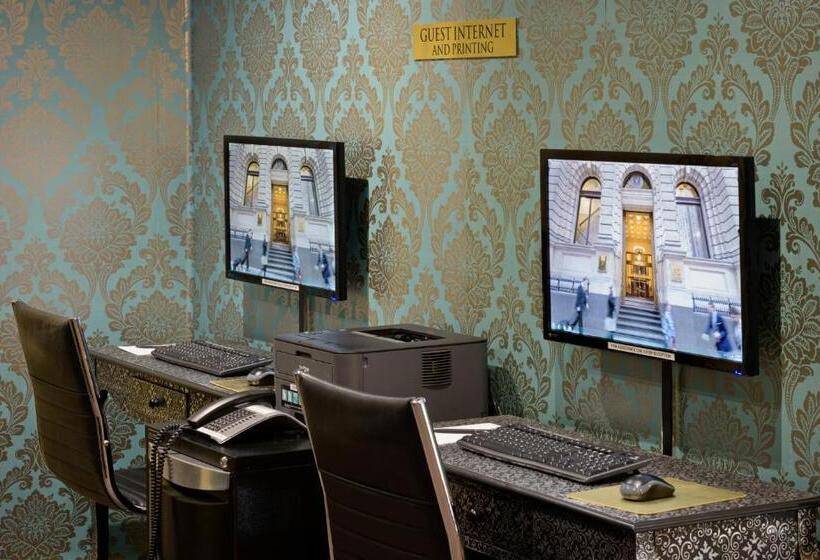 Hotel Treasury On Collins