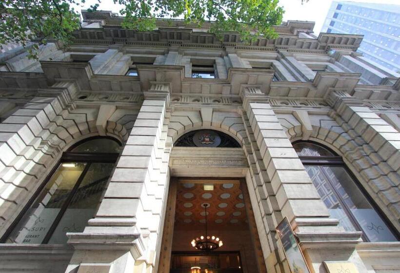 Hotel Treasury On Collins