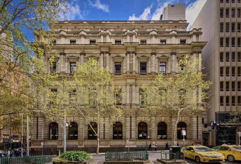 Hotel Treasury On Collins