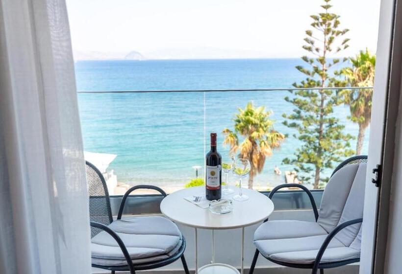 هتل Triton Boutique