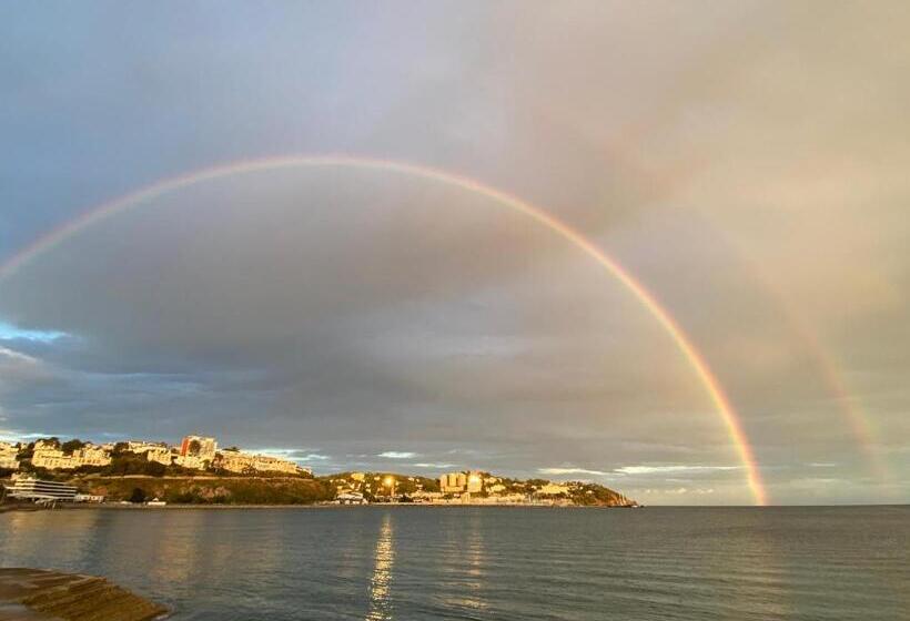 Waters Edge Hotel Torquay