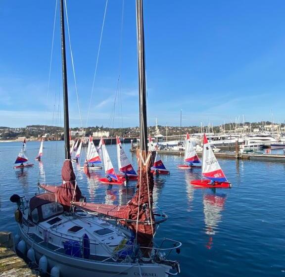 Waters Edge Hotel Torquay
