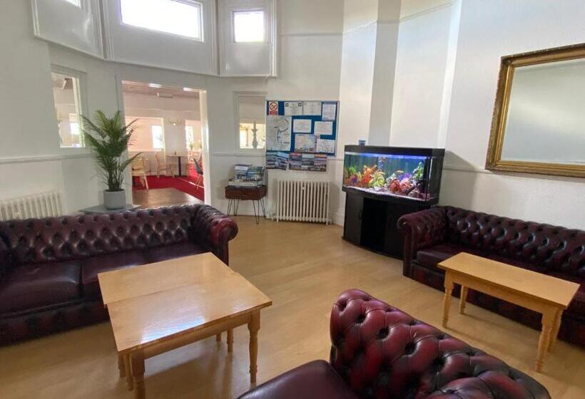 Waters Edge Hotel Torquay