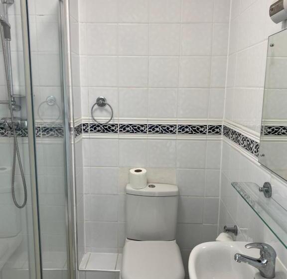 Waters Edge Hotel Torquay