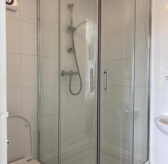 Waters Edge Hotel Torquay