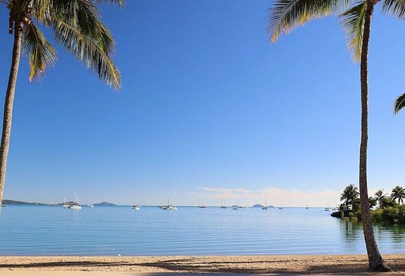هتل Ocean Views At Whitsunday Terraces Resort