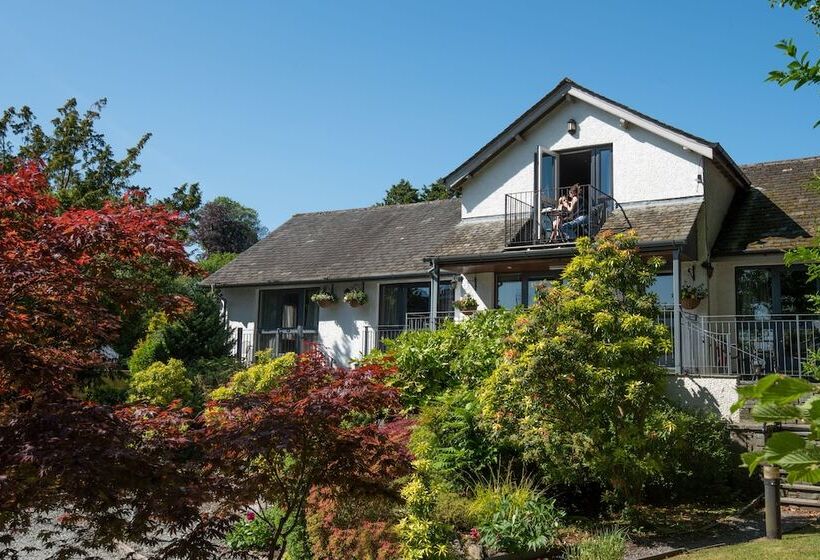 호텔 Windermere Rooms At The Wateredge Inn