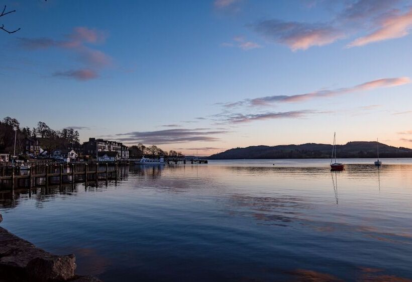 酒店 Windermere Rooms At The Wateredge Inn