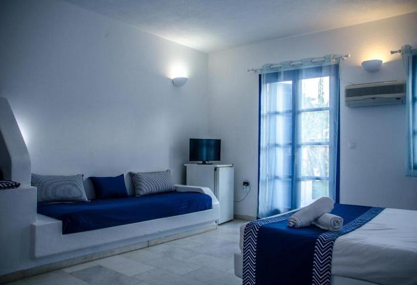 John S Rooms & Studios