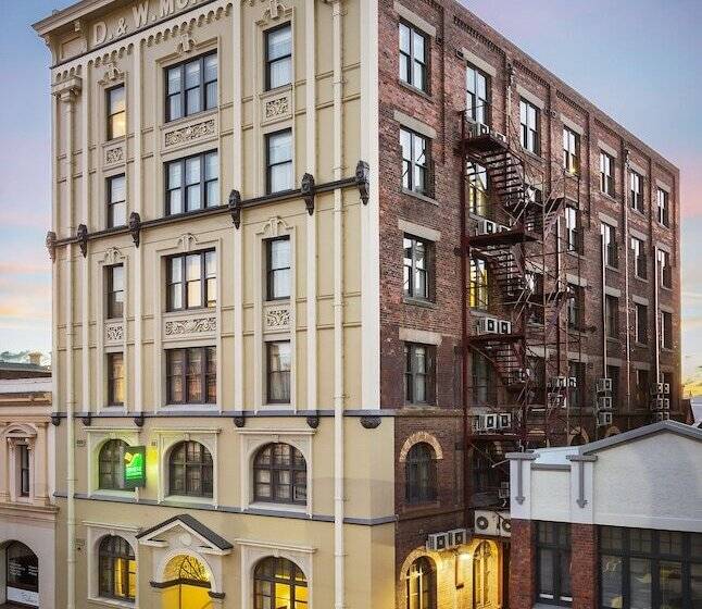 Launceston Central Apartment Hotel Official