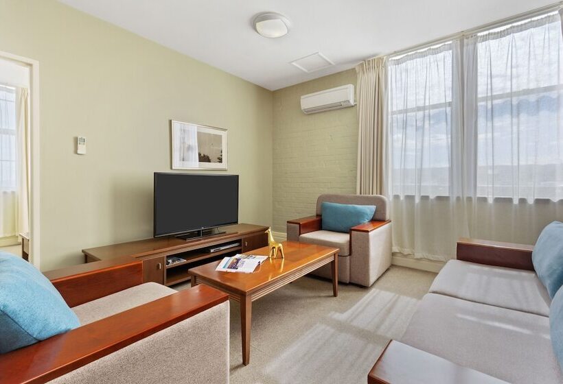 Launceston Central Apartment Hotel Official