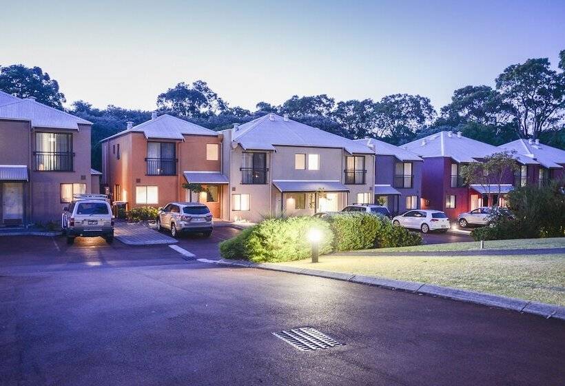 Leeuwin Apartments