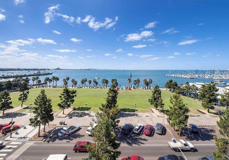 Novotel Geelong