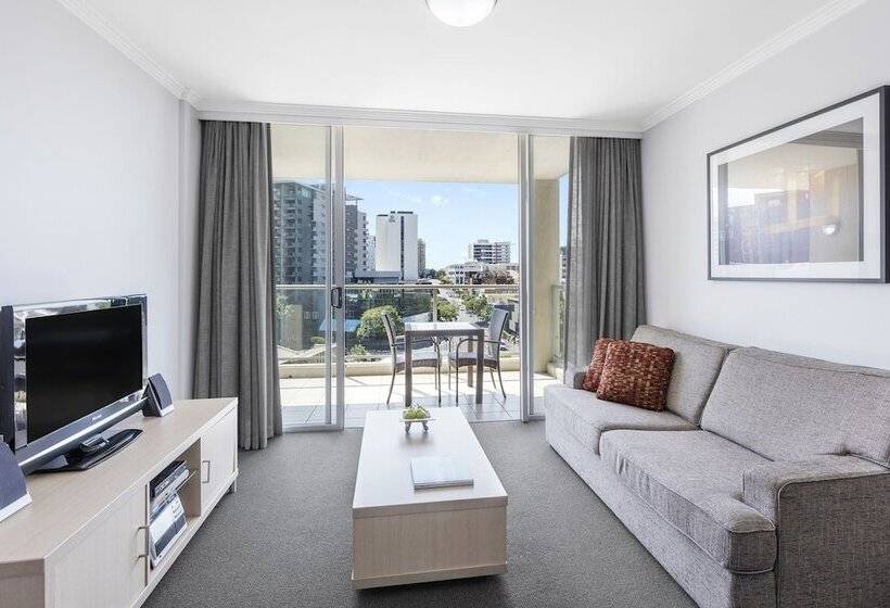 Oaks Brisbane Lexicon Suites