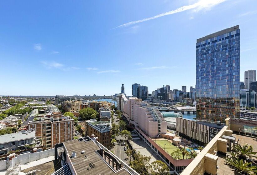 Oaks Sydney Goldsbrough Suites