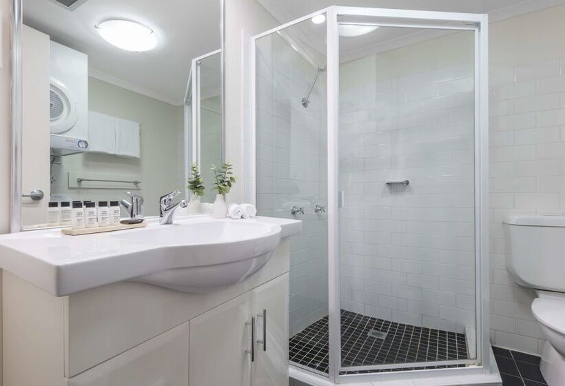 Oaks Sydney Goldsbrough Suites