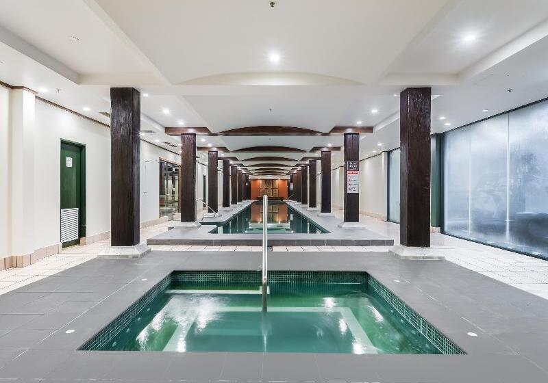 Oaks Sydney Goldsbrough Suites