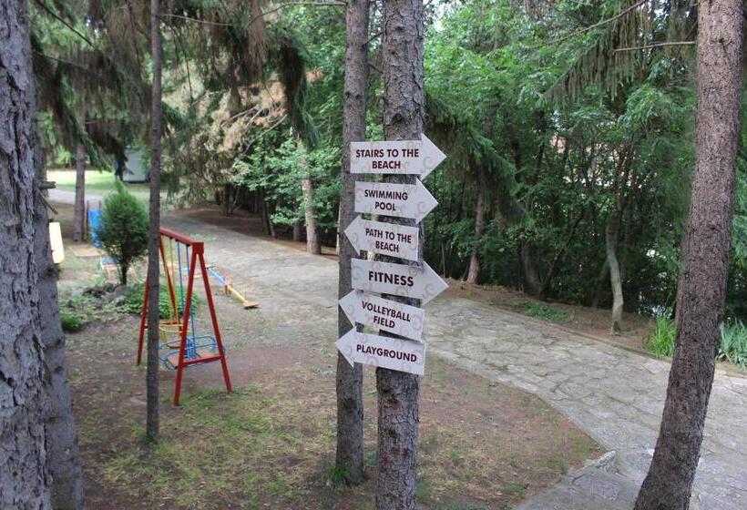 Park Hotel Briz All Inclusive & Free Parking