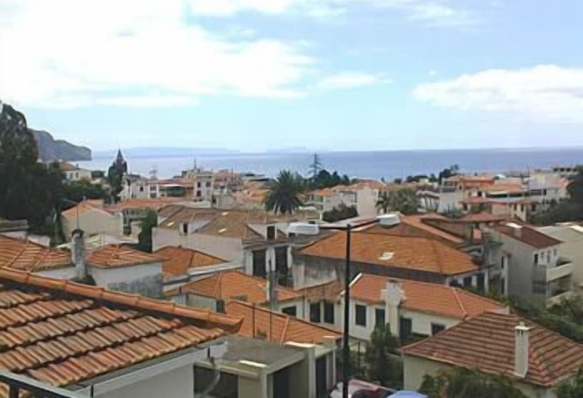 פנסיון Pensao Residencial Vila Teresinha