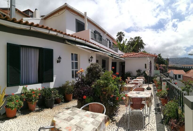 פנסיון Pensao Residencial Vila Teresinha