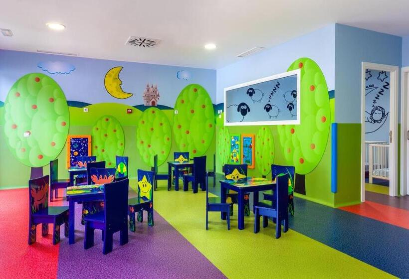 استراحتگاه Gran Castillo Tagoro Family & Fun Playa Blanca