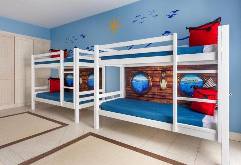 استراحتگاه Gran Castillo Tagoro Family & Fun Playa Blanca