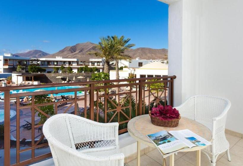 استراحتگاه Gran Castillo Tagoro Family & Fun Playa Blanca