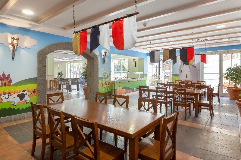 استراحتگاه Gran Castillo Tagoro Family & Fun Playa Blanca