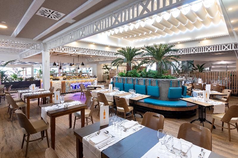 استراحتگاه Gran Castillo Tagoro Family & Fun Playa Blanca