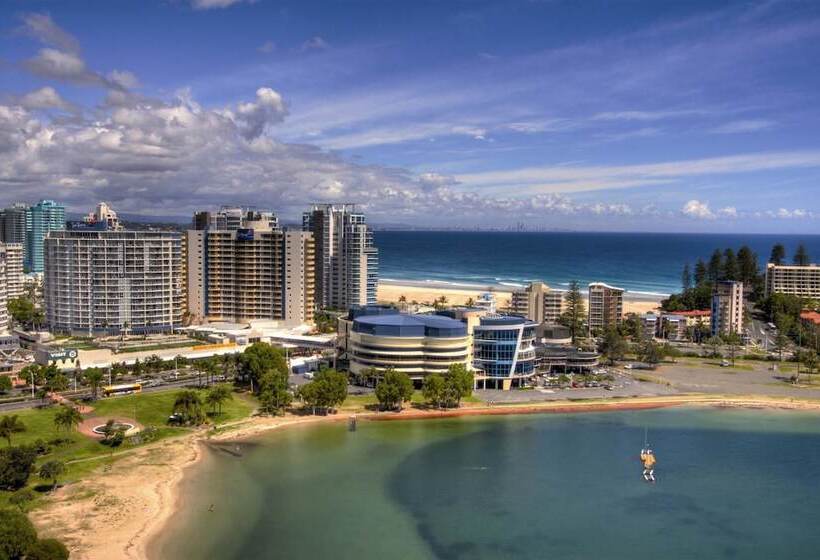 אתר נופש Mantra Twin Towns