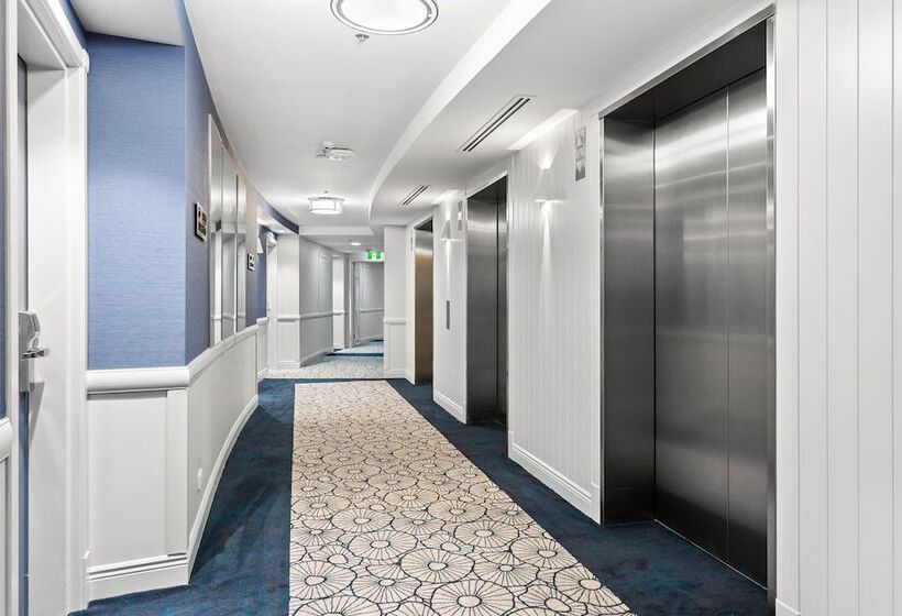 אתר נופש Mantra Twin Towns