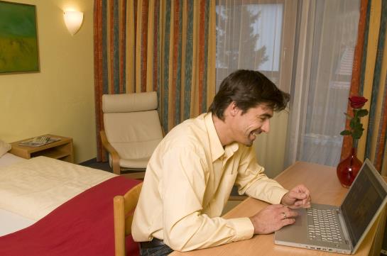 Alpine Well & Fit Hotel Eagles Astoria