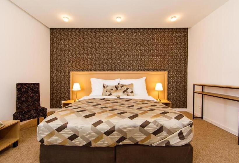 Beigli Hotel & Garden