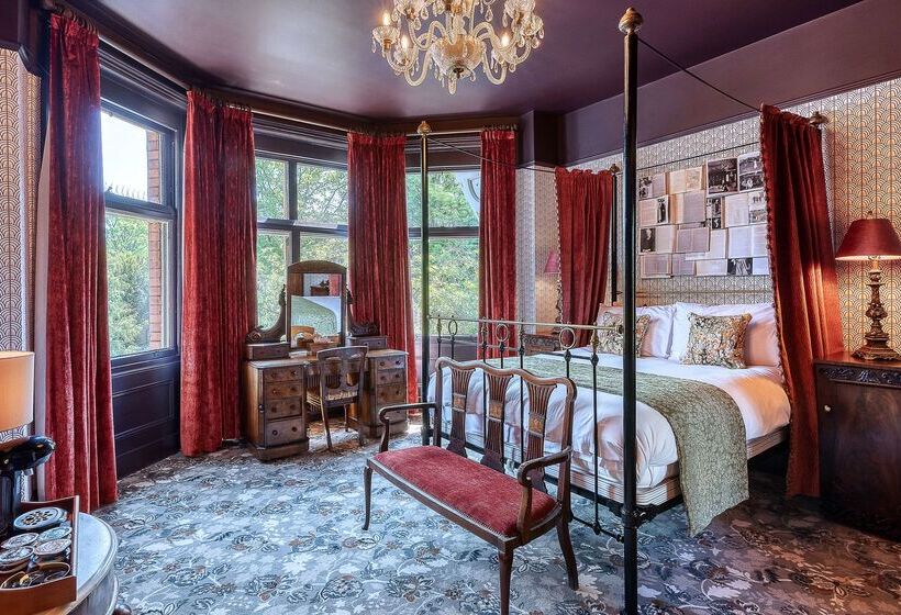 호텔 Clementine S Guest House