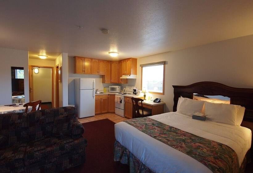 Executive House Suites Hotel & Conference Centre