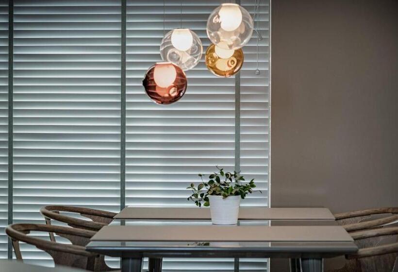 Ac Hotel Firenze By Marriott