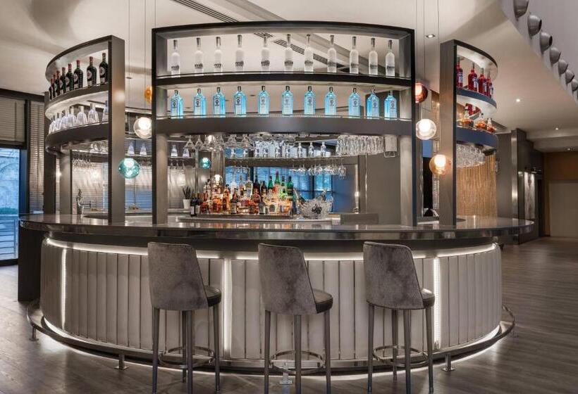 Ac Hotel Firenze By Marriott