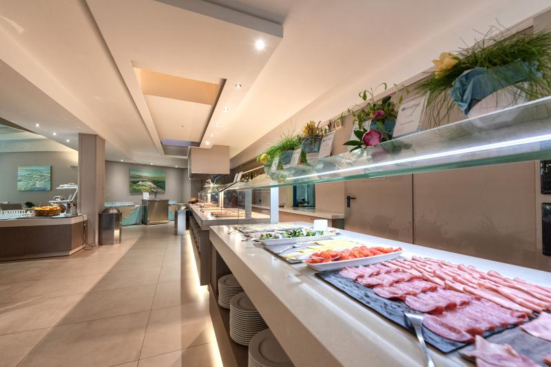 酒店 Acacia Marina