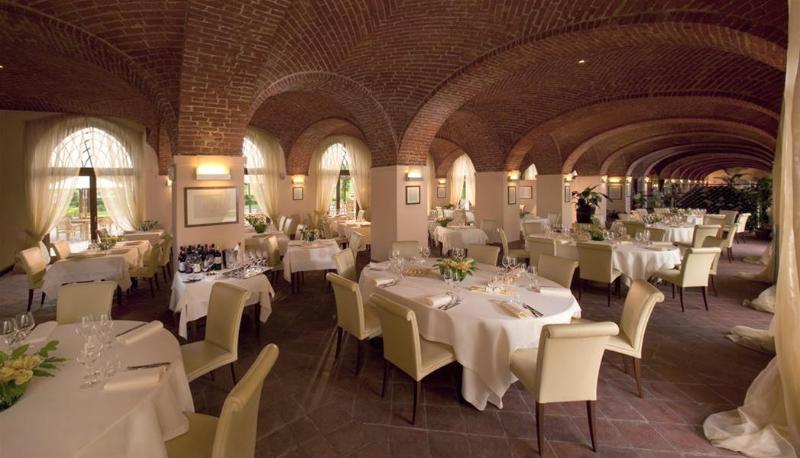 ホテル Albergo Dell Agenzia