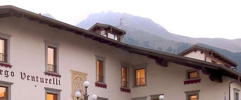 ホテル Albergo Venturelli