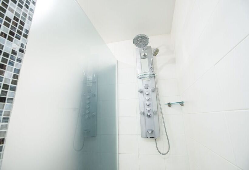 בית מלון כפרי Albert Par G5