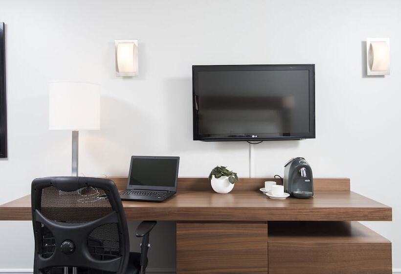 בית מלון כפרי Albert Par G5